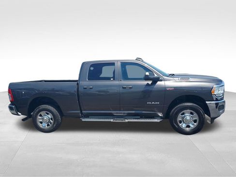 Used 2021 RAM 2500 Tradesman w/ Chrome Appearance Group AWD/4WD image 6