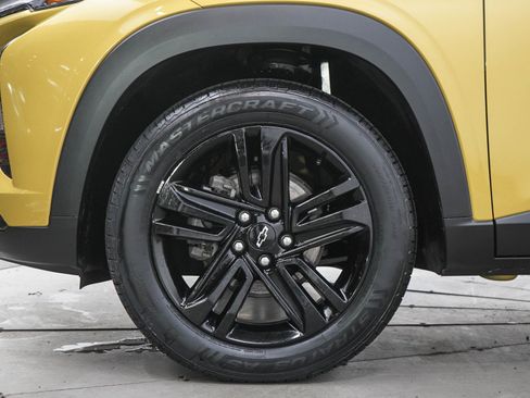 Used 2024 Chevrolet Trax ACTIV w/ Sunroof Package FWD image 28