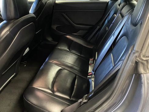 Used 2022 Tesla Model 3 Long Range image 9