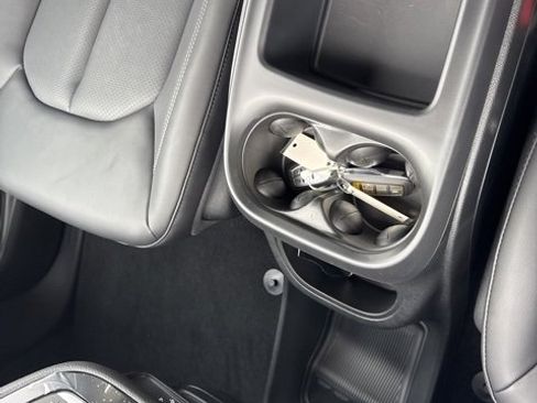 New 2026 Chrysler Pacifica Select image 21