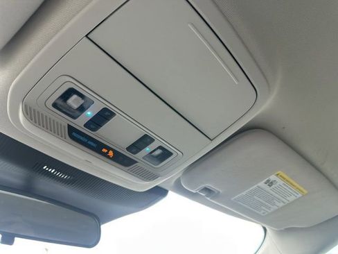 Used 2025 Ford Explorer Active w/ Active Comfort Package image 44