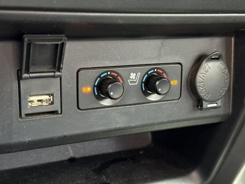 Used 2021 Toyota 4Runner Limited image 24