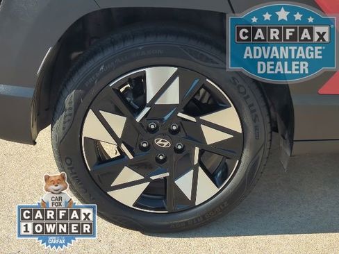 Used 2025 Hyundai Kona SEL image 4