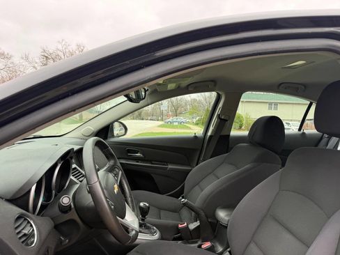 Used 2013 Chevrolet Cruze Eco image 12
