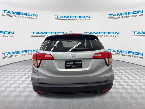 Used 2018 Honda HR-V EX image 4