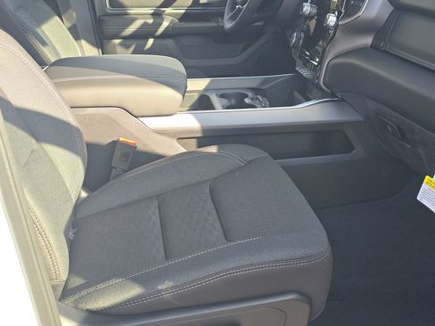 New 2026 RAM 1500 Big Horn AWD/4WD image 25