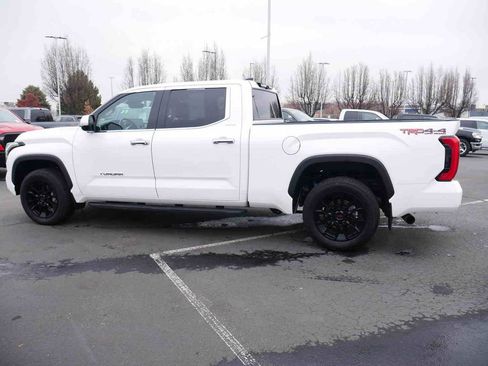 Used 2022 Toyota Tundra Limited image 18