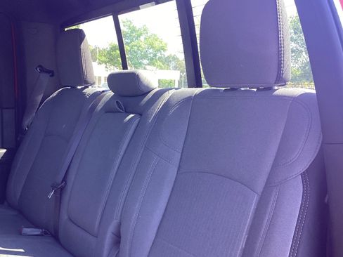 Used 2024 RAM 2500 Big Horn w/ Safety Group image 15