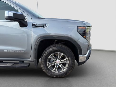 New 2026 GMC Sierra 1500 SLE w/ Preferred Package AWD/4WD image 33