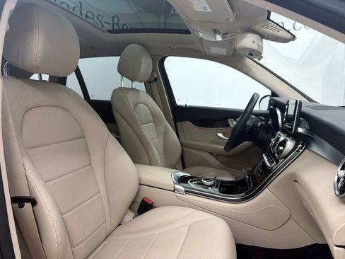Used 2018 Mercedes-Benz GLC 300 4MATIC image 33