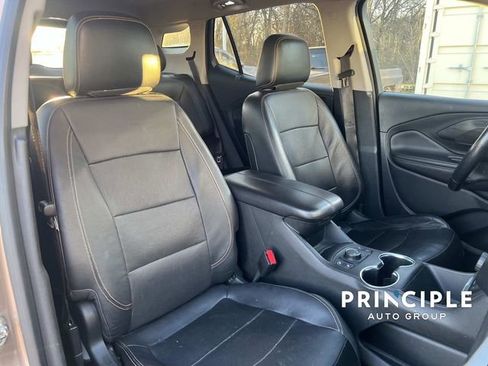 Used 2018 GMC Terrain SLT w/ Preferred Package image 31