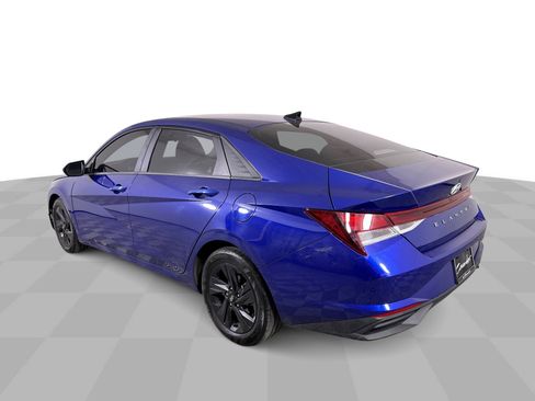 Used 2022 Hyundai Elantra SEL w/ Convenience Package image 43