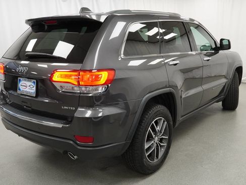 Used 2018 Jeep Grand Cherokee Limited AWD/4WD image 3