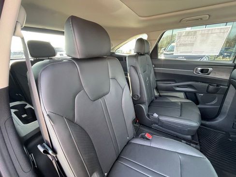 New 2026 Kia Sorento X-Line EX AWD/4WD image 32
