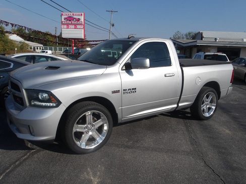 Used 2014 RAM 1500 Sport w/ Convenience Group image 2