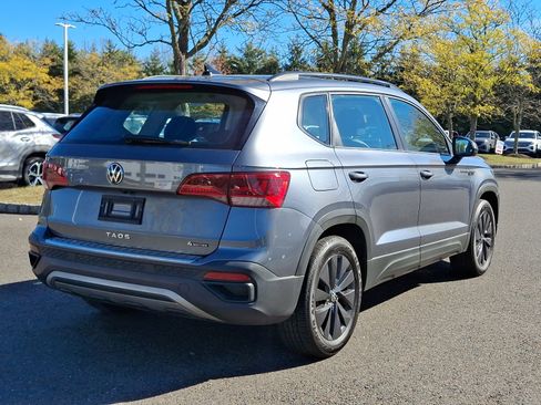 Certified 2022 Volkswagen Taos S image 6
