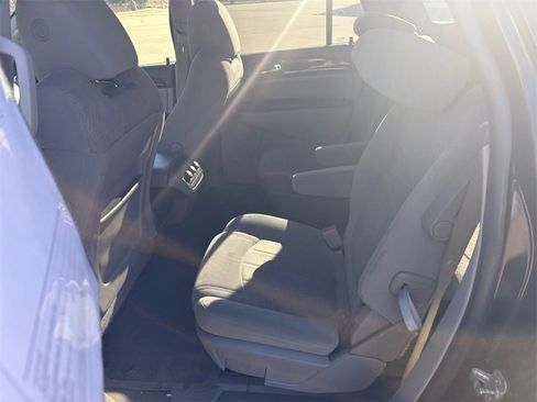 Used 2017 Buick Enclave Convenience image 20