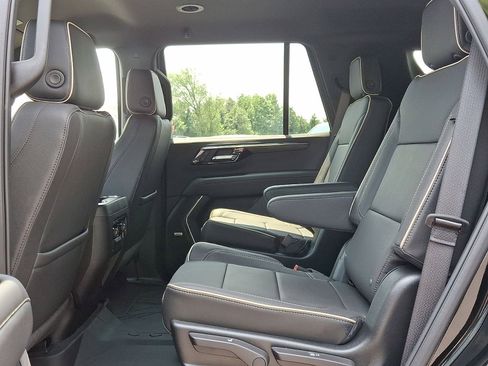 New 2025 Chevrolet Tahoe Premier image 13