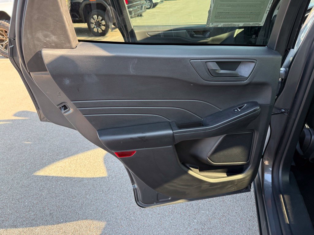 Used 2025 Ford Escape Active FWD image 11