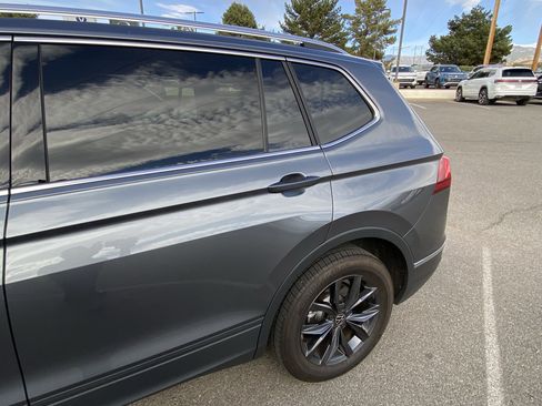 Certified 2023 Volkswagen Tiguan SE FWD image 47