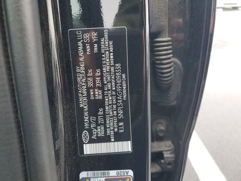 Used 2023 Hyundai Elantra SEL w/ Convenience Package image 41