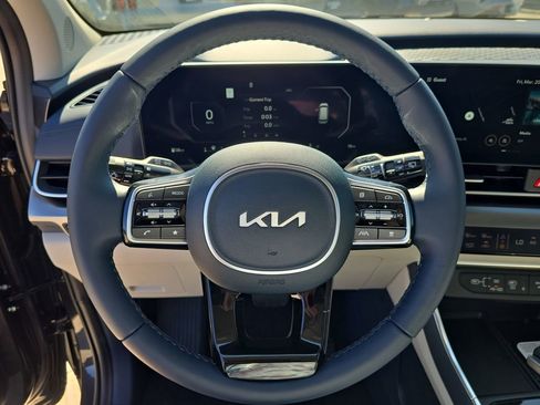 New 2026 Kia Carnival SX Prestige FWD image 30
