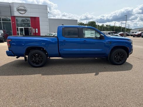 New 2026 Nissan Frontier SV w/ SV Convenience Package AWD/4WD image 8