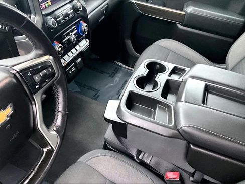 Certified 2020 Chevrolet Silverado 1500 LT w/ All-Star Edition image 16