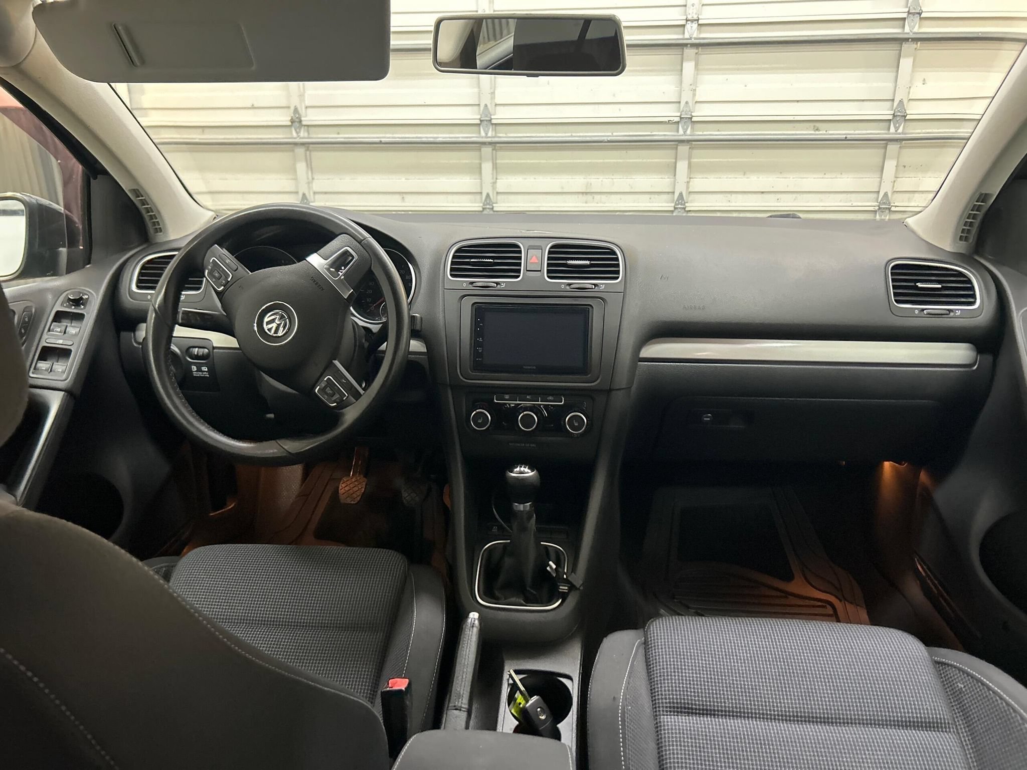 Used 2012 Volkswagen Golf TDI FWD image 13