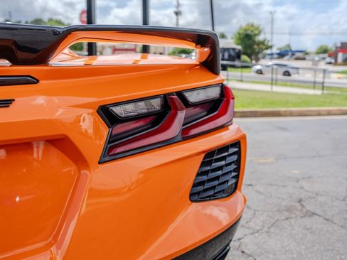 Used 2024 Chevrolet Corvette Stingray Premium Conv w/ Z51 Performance Package RWD image 28
