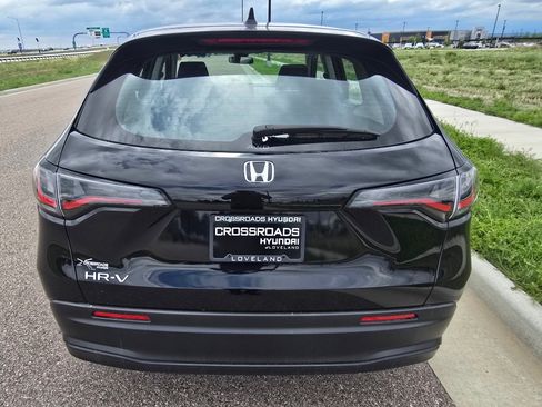 Used 2025 Honda HR-V LX image 4