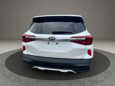 Used 2021 Kia Seltos LX image 6