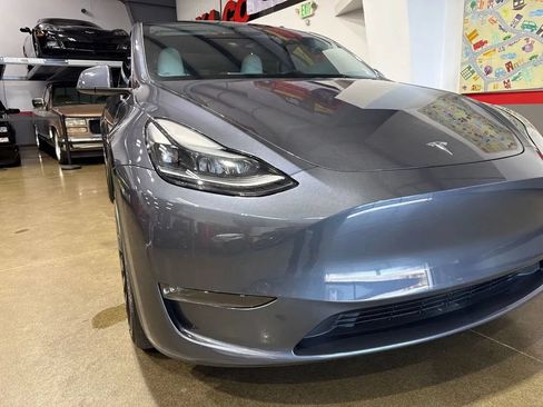 Used 2023 Tesla Model Y Long Range AWD/4WD image 70