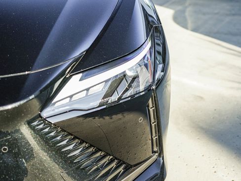 New 2026 Lexus RZ 350e 2WD image 8