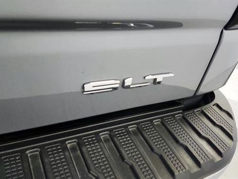 Used 2024 GMC Sierra 1500 SLT RWD image 28