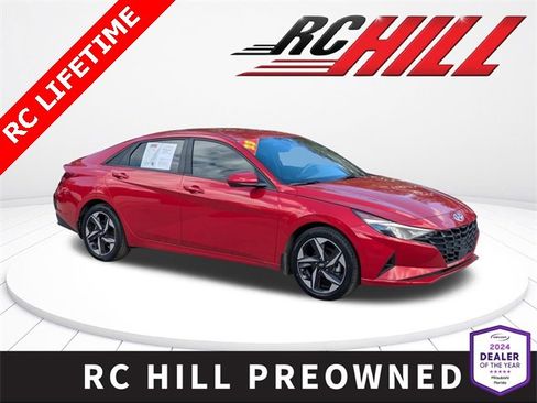 Used 2023 Hyundai Elantra SEL w/ Convenience Package image 1