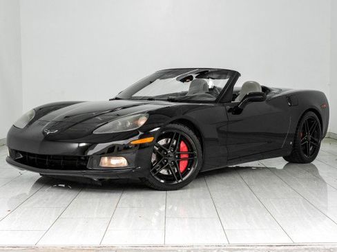 Used 2007 Chevrolet Corvette Convertible RWD image 4