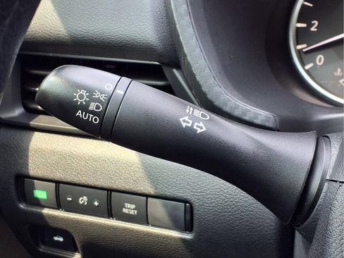 Certified 2025 Nissan Sentra S FWD image 23
