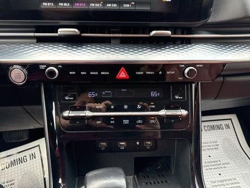 Used 2022 Kia Carnival SX Prestige FWD image 17