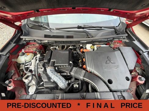 Used 2023 Mitsubishi Outlander SEL AWD/4WD image 73