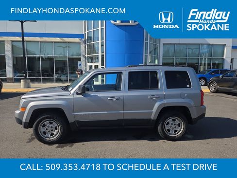 Used 2015 Jeep Patriot Sport AWD/4WD image 2