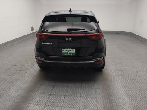 Used 2020 Kia Sportage LX FWD image 7