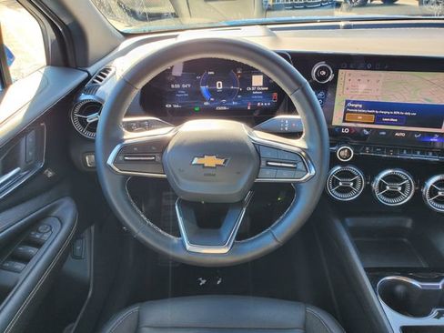 Certified 2024 Chevrolet Blazer EV LT AWD/4WD image 18