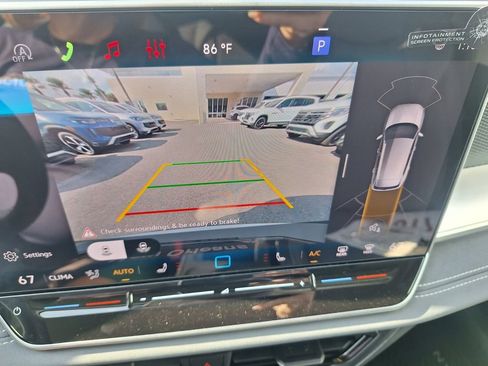 New 2026 Volkswagen Tiguan SE image 16