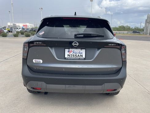 New 2026 Nissan Kicks SV w/ Cold Weather Package image 4