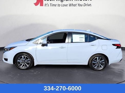 New 2025 Nissan Versa SV w/ Trunk Package image 2