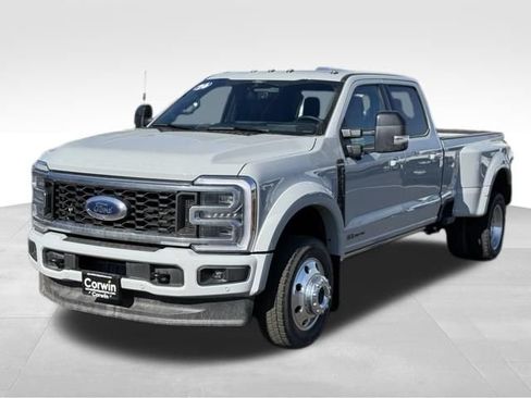 Used 2026 Ford F450 Platinum AWD/4WD image 1