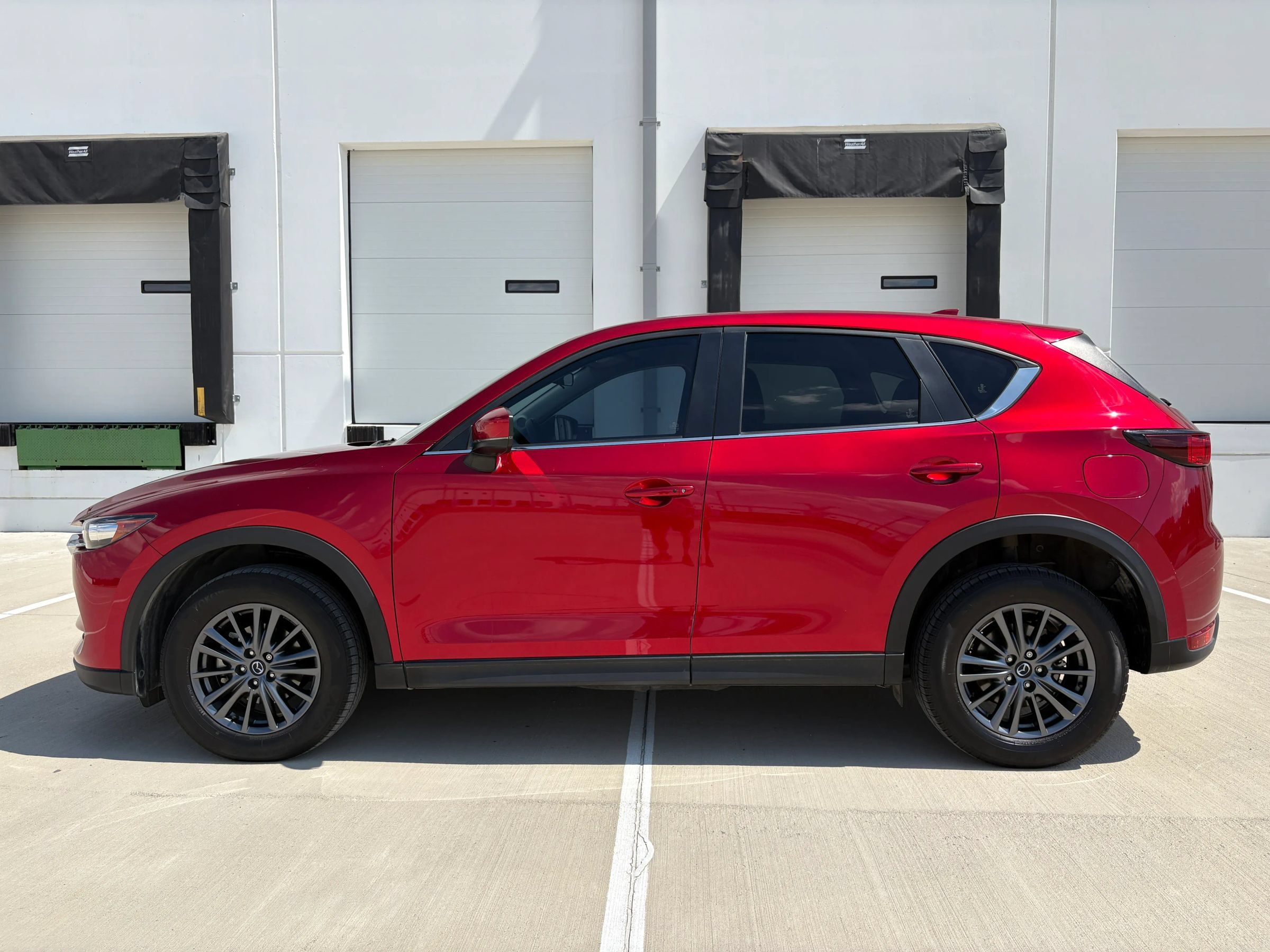 Used 2021 MAZDA CX-5 Touring FWD image 6