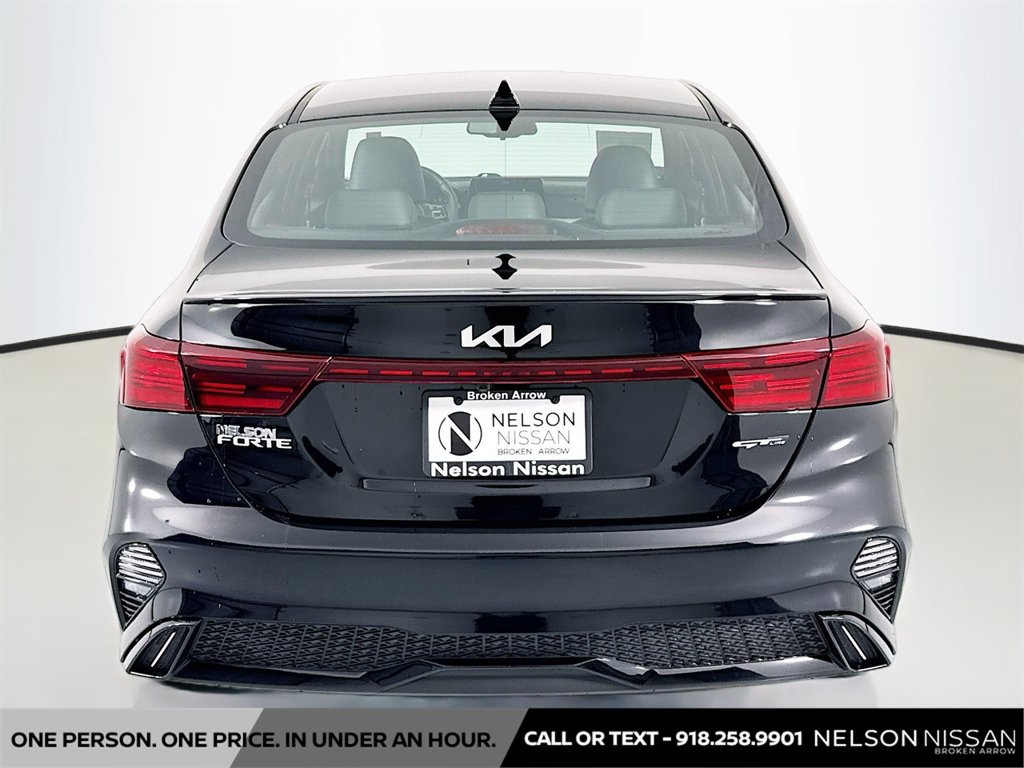 Used 2024 Kia Forte GT-Line w/ GT-Line Premium Package FWD image 6