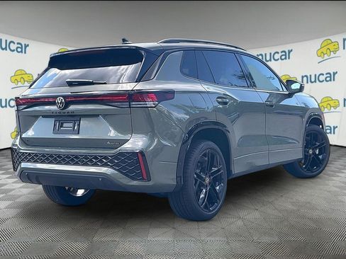 New 2026 Volkswagen Tiguan SE R-Line AWD/4WD image 7